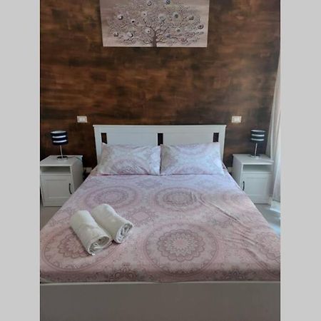 La Casetta Apartment Аугуста Екстериор снимка